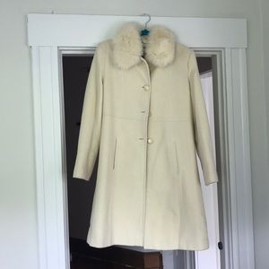 Wool coat with fur collar